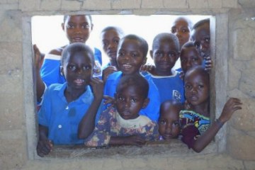 A Basic Child Development, Kameroen