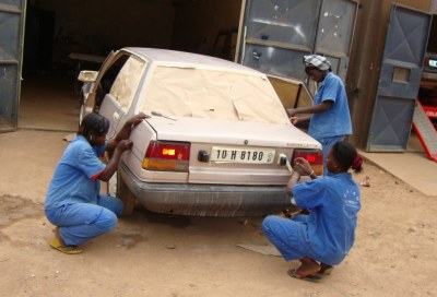 Car electronics and bodywork training for girls, Ouagadougou, Burkina Faso
